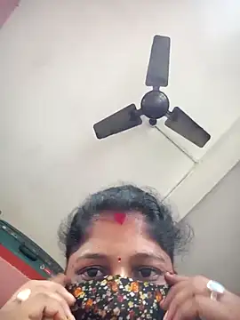 Snapshot of sweet_rasmalai chatting on September 15, 3:28 am sweet rasmalai online show from September 15, 3:28 am