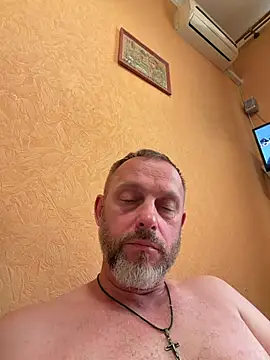 Snapshot of GHsveter chatting on June 20, 10:40 am GHsveter online show from June 20, 10:40 am