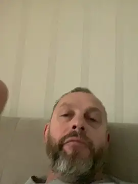 Snapshot of GHsveter chatting on July 13, 9:01 am GHsveter online show from July 13, 9:01 am