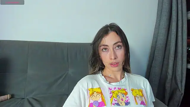 Amatiista online show from January 2, 11:38 pm