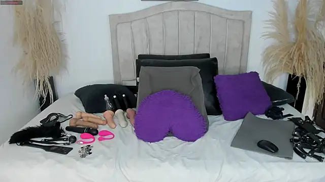 Bianka olivetto021 online show from February 27, 1:49 am