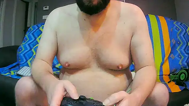 Snapshot of txan9876 chatting on December 4, 4:16 pm txan9876 online show from December 4, 4:16 pm