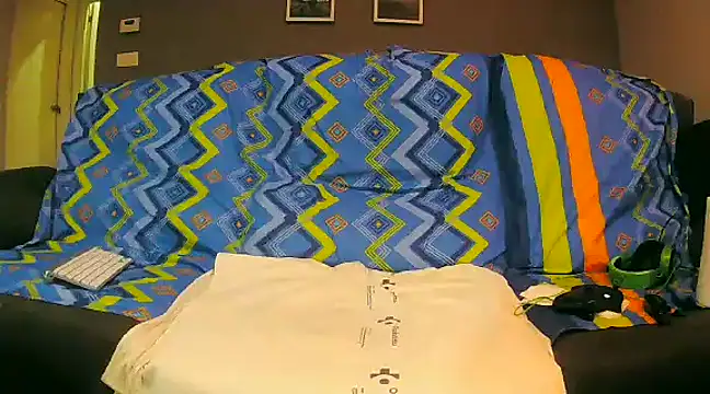 Snapshot of txan9876 chatting on December 14, 12:55 am txan9876 online show from December 14, 12:55 am