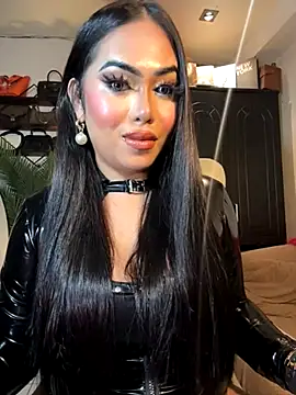 BigDominaMia online show from November 8, 9:09 am