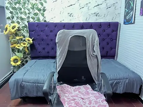 AnnyMilet  online show from March 26, 3:56 am