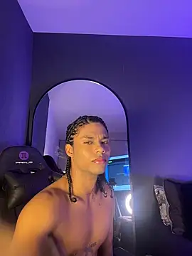 Lucas eevans online show from February 13, 12:56 pm