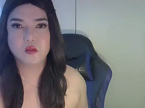 StrawberryWine07 online show from April 13, 5:29 pm