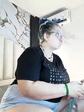 mollieblue69 online show from September 30, 12:32 pm