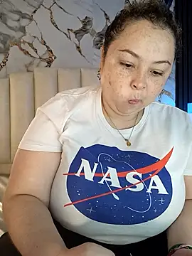 mollieblue69 online show from January 10, 12:40 pm