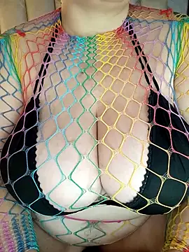 Snapshot of mollieblue69 chatting on April 25, 1:41 pm mollieblue69 online show from April 25, 1:41 pm