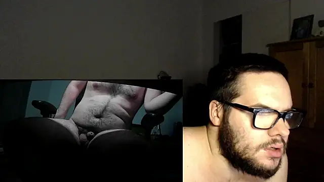 Snapshot of fck_boy123 chatting on December 17, 7:07 am fck boy123 online show from December 17, 7:07 am