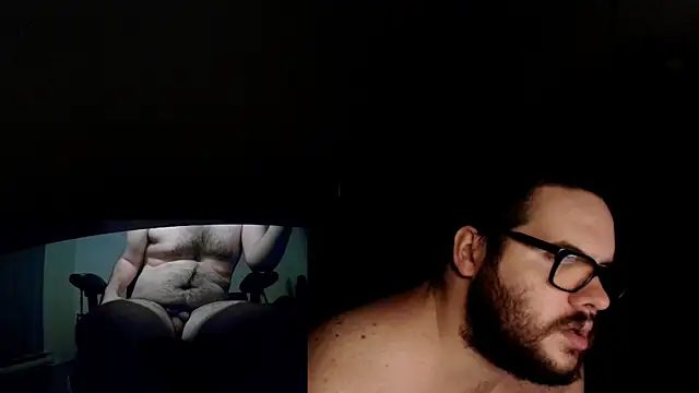 Snapshot of fck_boy123 chatting on January 13, 4:40 am fck boy123 online show from January 13, 4:40 am