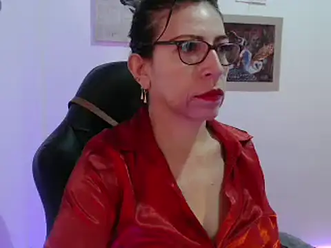 Chayla Ruiz online show from January 7, 12:41 pm