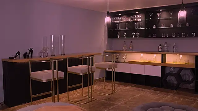 KateSunder online show from April 13, 7:58 am