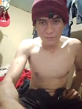 Snapshot of MarsWood chatting on February 3, 1:37 am MarsWood online show from February 3, 1:37 am