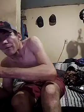 Snapshot of MarsWood chatting on February 5, 9:08 pm MarsWood online show from February 5, 9:08 pm