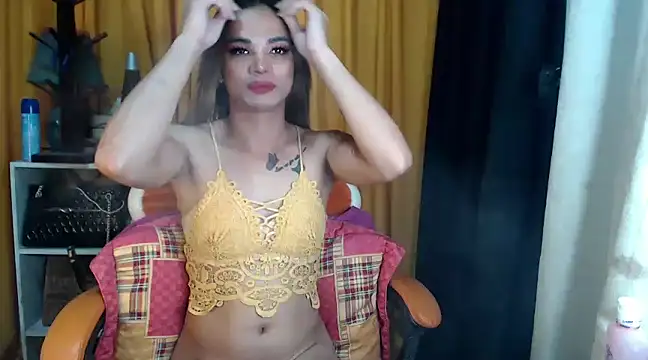 Snapshot of Deliciouscumsxz chatting on February 5, 5:20 pm Deliciouscumsxz online show from February 5, 5:20 pm