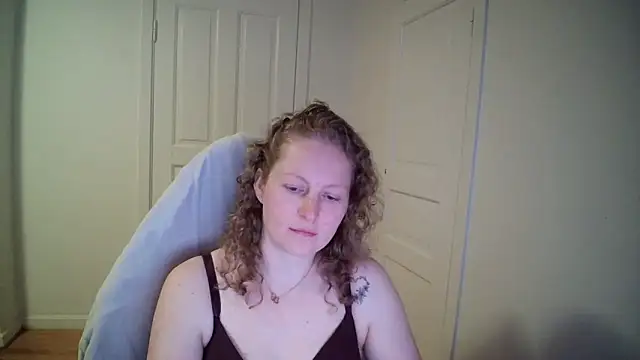 Girlnina-1995 online show from April 17, 9:34 am