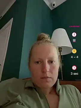Girlnina-1995 online show from June 16, 5:48 pm