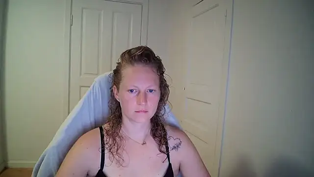 Girlnina-1995 online show from July 16, 8:31 am