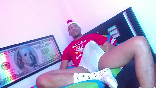 Snapshot of bigdickxblackx chatting on December 20, 4:09 am bigdickxblackx online show from December 20, 4:09 am