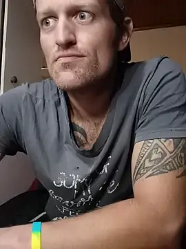 Snapshot of the-billy-blue chatting on June 8, 12:36 am the-billy-blue online show from June 8, 12:36 am