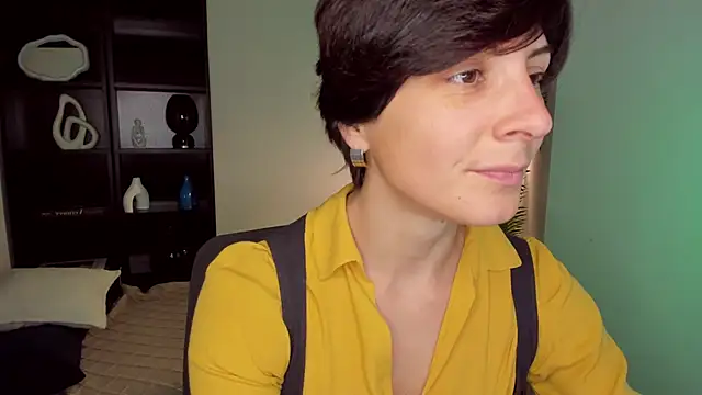 LorenDaze online show from October 28, 2:42 pm