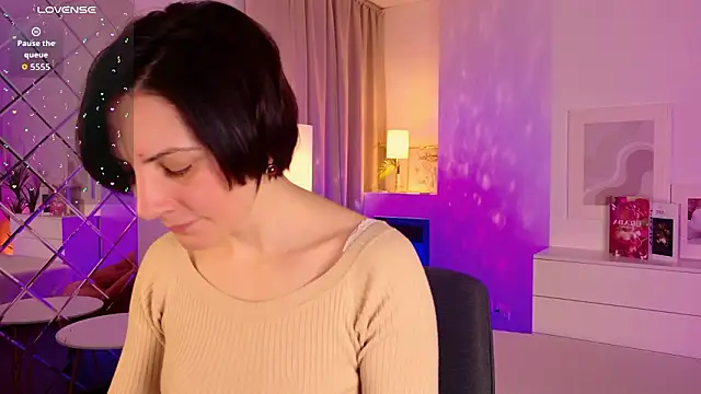 LorenDaze online show from March 9, 5:55 am