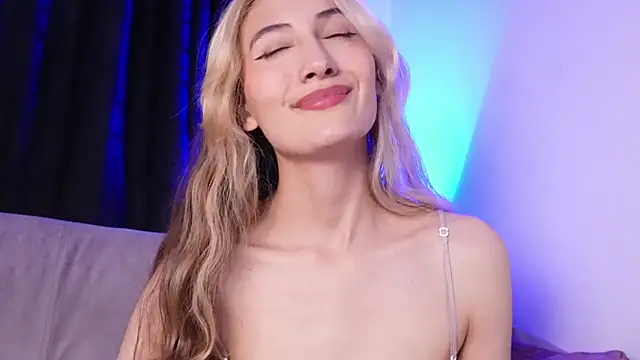 lola vlad online show from January 11, 10:40 pm