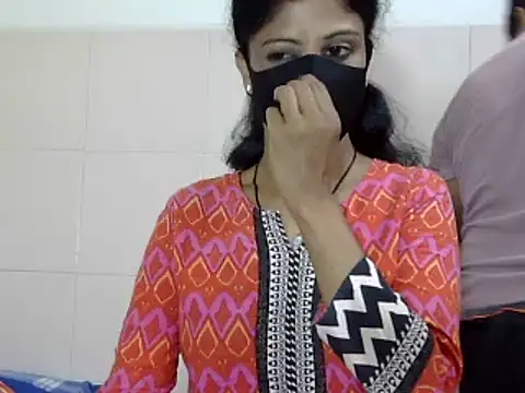 Snapshot of Indian_Horny_Wife chatting on September 24, 6:33 pm Indian Horny Wife online show from September 24, 6:33 pm