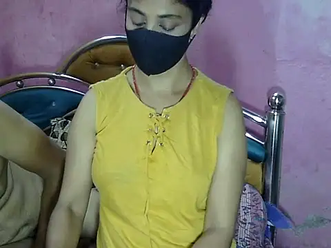 Snapshot of Indian_Horny_Wife chatting on March 12, 7:31 pm Indian Horny Wife online show from March 12, 7:31 pm