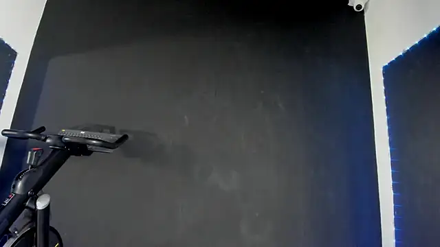 liagirl cute online show from December 20, 11:00 am