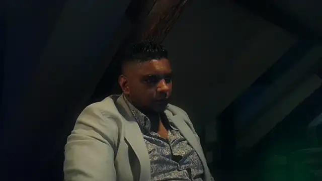 Snapshot of Bandusrilankasexymen chatting on January 17, 4:33 pm Bandusrilankasexymen online show from January 17, 4:33 pm