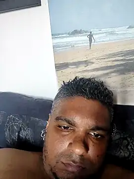 Snapshot of Bandusrilankasexymen chatting on March 15, 3:40 pm Bandusrilankasexymen online show from March 15, 3:40 pm