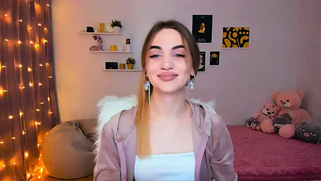 Snapshot of aPieceOfJoy chatting on December 25, 8:28 pm aPieceOfJoy online show from December 25, 8:28 pm