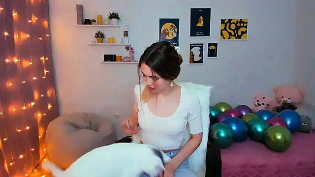 Snapshot of aPieceOfJoy chatting on February 13, 4:22 am aPieceOfJoy online show from February 13, 4:22 am