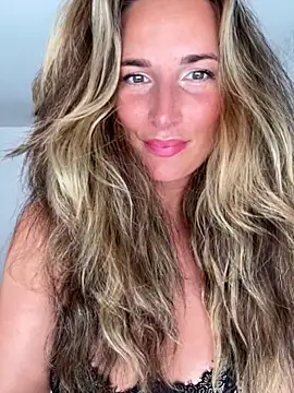 Thescorpionfr online show from December 21, 5:31 pm