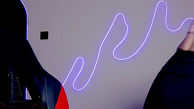 karo123421 online show from October 29, 8:21 pm