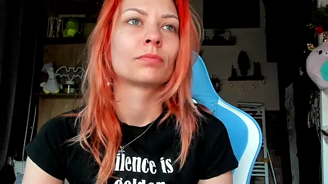 karo123421 online show from April 18, 3:43 am