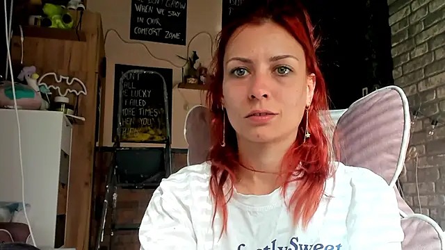 Snapshot of karo123421 chatting on May 17, 3:19 pm karo123421 online show from May 17, 3:19 pm