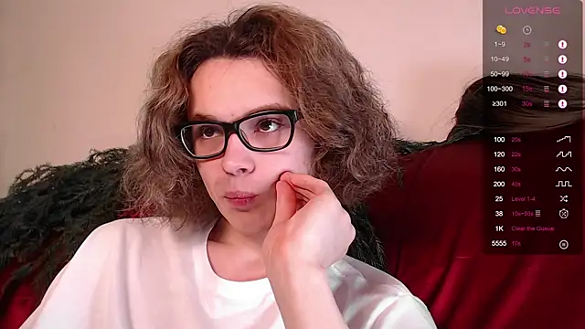 Snapshot of Herman_Elfi chatting on December 11, 4:39 am Herman Elfi online show from December 11, 4:39 am