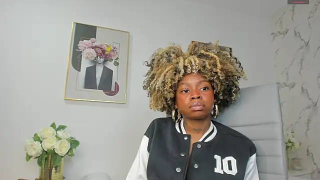 nohetanhai01   online show from February 19, 3:05 pm