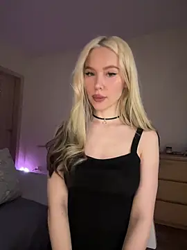 xDinnax online show from March 23, 10:08 am