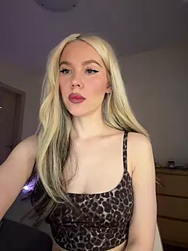 xDinnax online show from March 24, 8:52 am