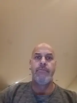 Snapshot of Ryeguy6969 chatting on December 7, 2:42 am Ryeguy6969 online show from December 7, 2:42 am