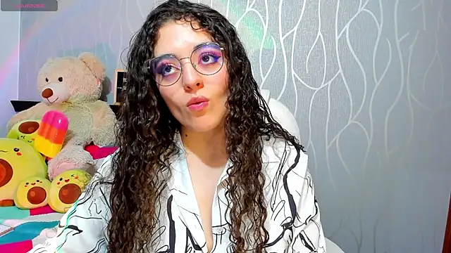 Snapshot of AshleyKim_ chatting on December 16, 8:58 pm AshleyKim online show from December 16, 8:58 pm