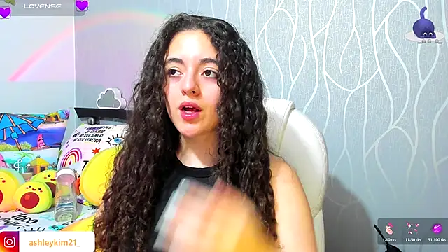 Snapshot of AshleyKim_ chatting on November 8, 11:03 pm AshleyKim online show from November 8, 11:03 pm