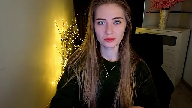 Adelyna Bird online show from March 9, 7:56 am