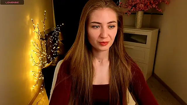 Snapshot of Adelyna_Bird chatting on May 22, 7:04 am Adelyna Bird online show from May 22, 7:04 am