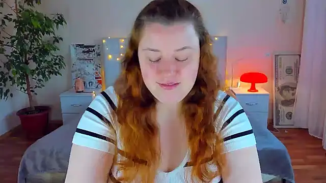 PolinaSalvatore online show from April 4, 2:47 pm